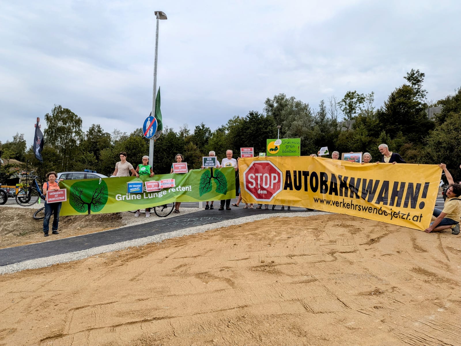 Eröffnung Autobahnanschluss Auhof – friedliche Protestaktion